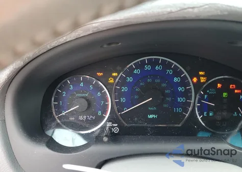 2010 Toyota Sienna Xle из США, поврежденный, VIN 5TDYK4CC8AS336777